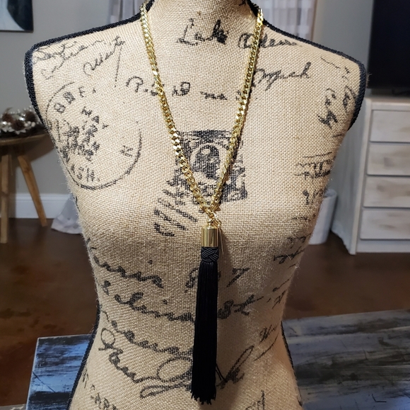 Marc Jacobs Decadence Gold Tone Chain Black Tassel Necklace - Picture 6 of 11